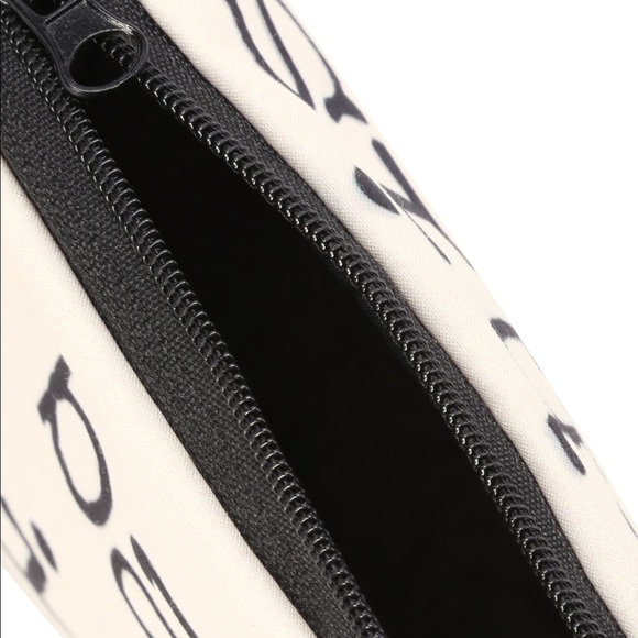 Slogan Print Cosmetic Bag - Picture 4 of 8